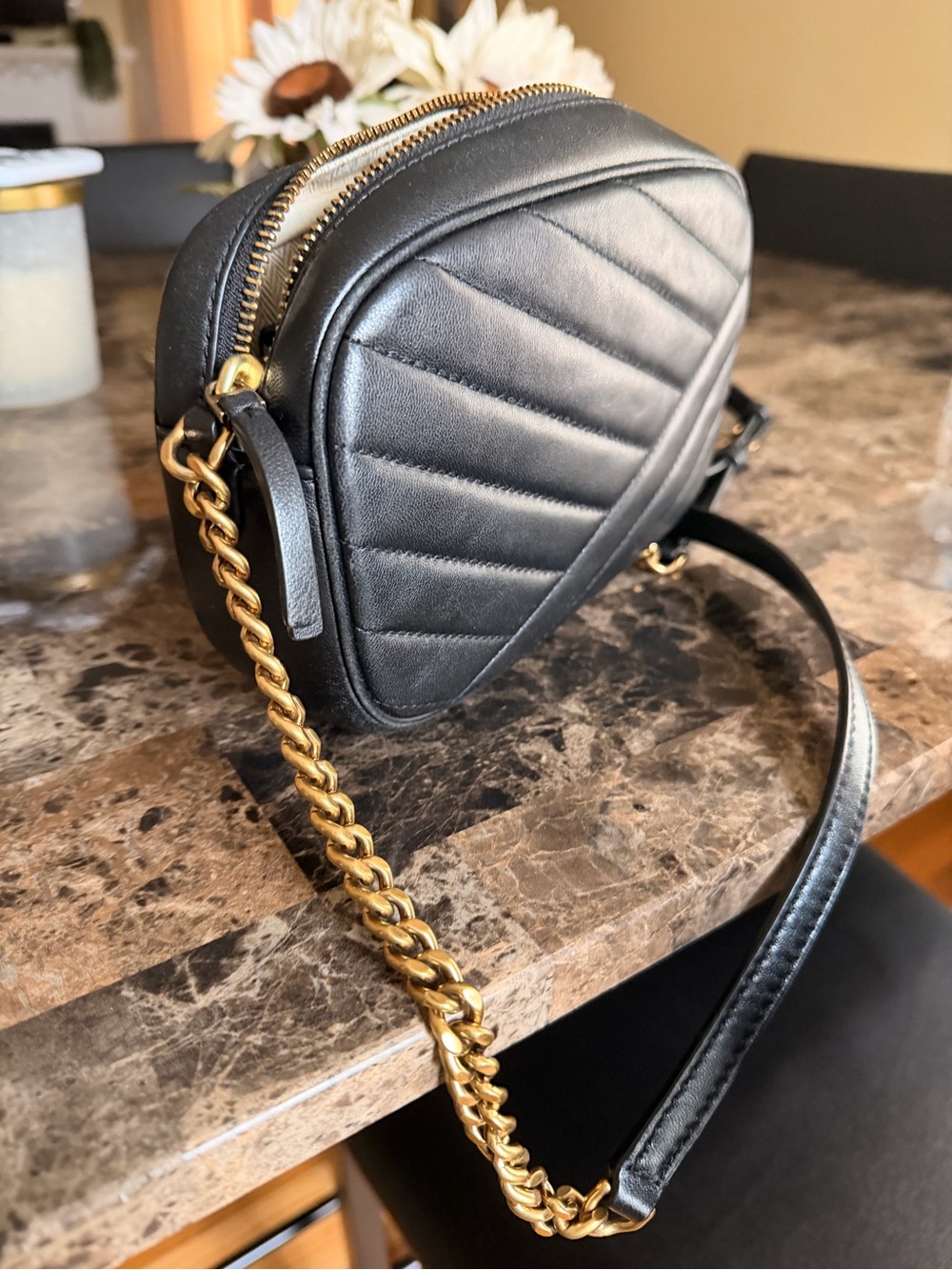 Tory Burch Black Quilted Leather Crossbody with Gold Logo - Picture 3 of 5